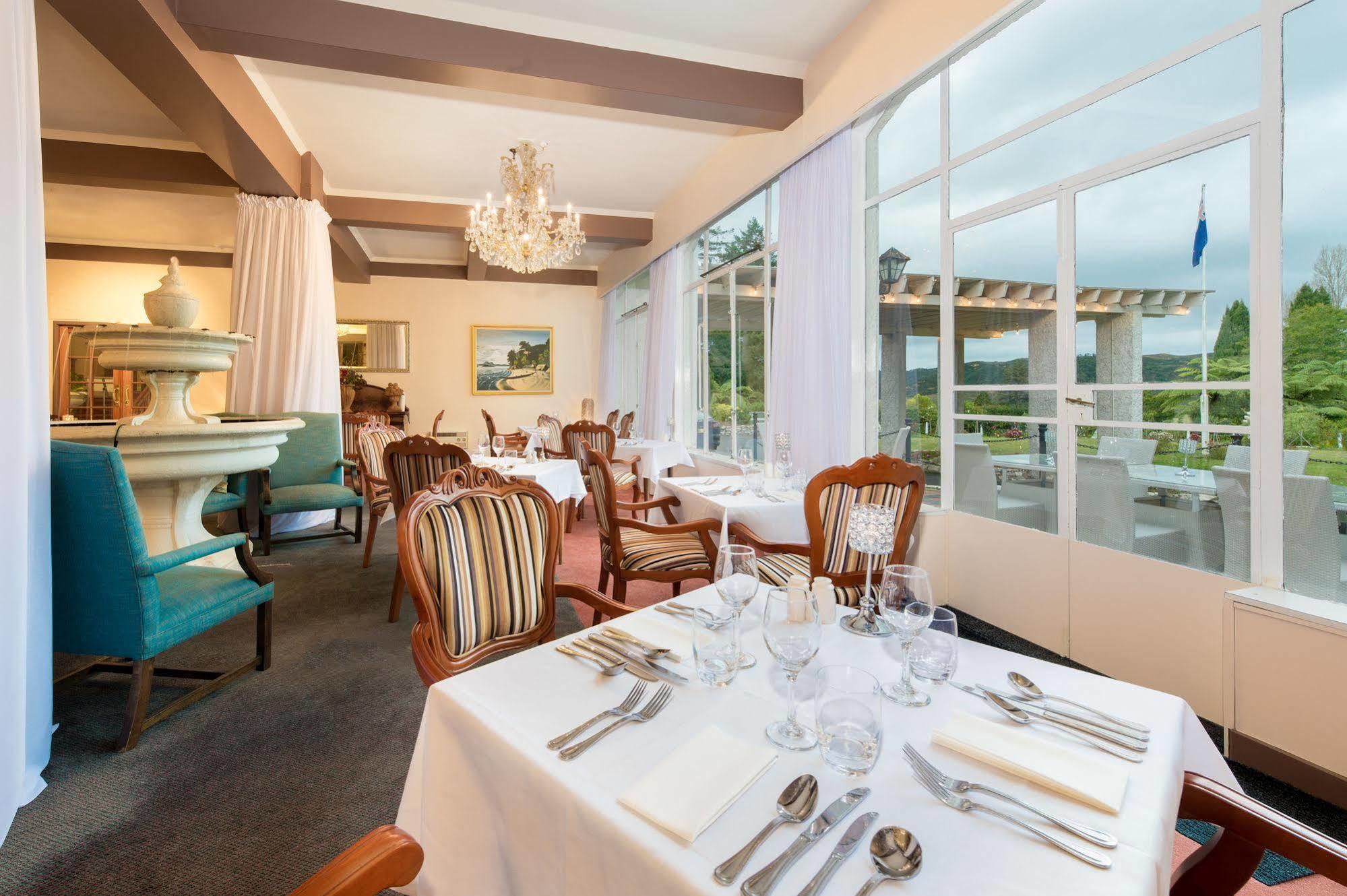 Waitomo Caves Hotel Exterior photo